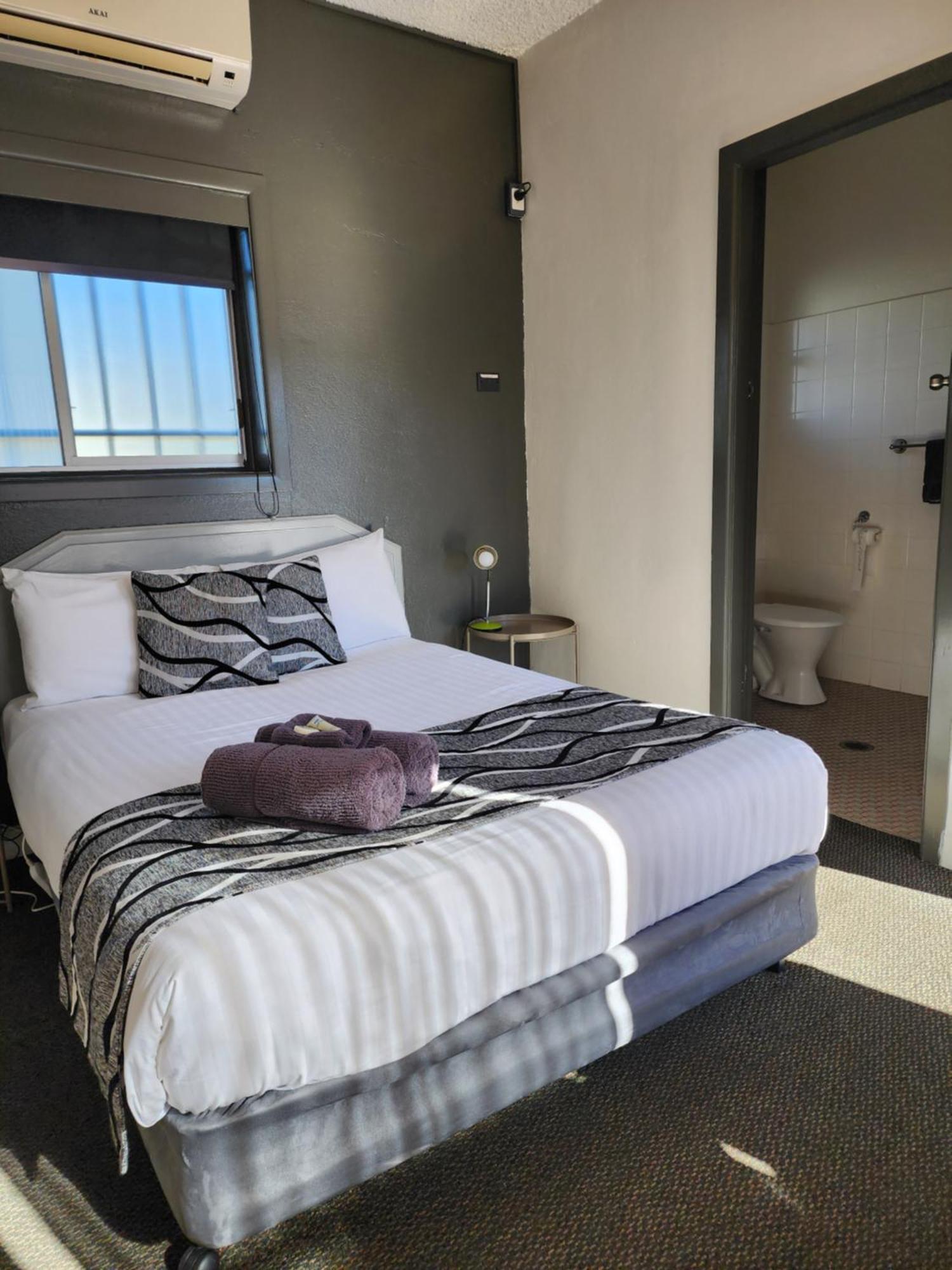 Inverell Motel Exteriör bild