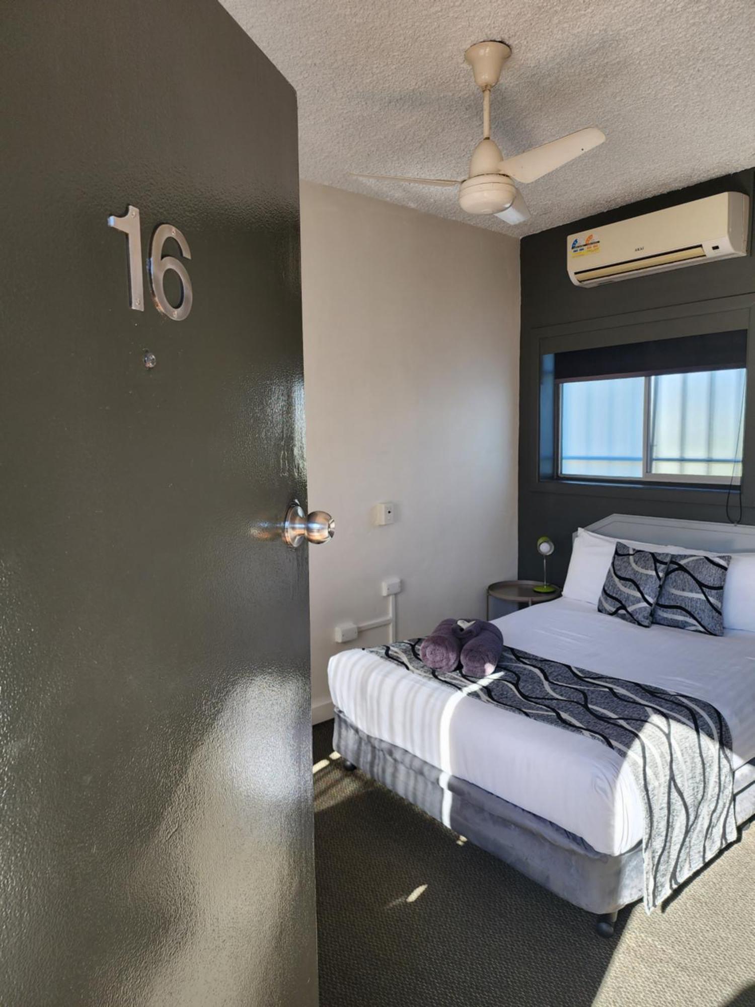 Inverell Motel Exteriör bild